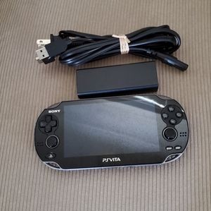 PSVita Model PCH-1001